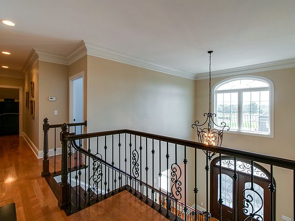 2nd image of 60 Chad Wayne Dr