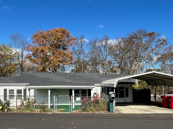812 Clifton Dr, Frankfort, KY 40601