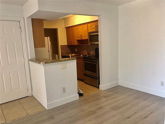 3rd image of 2845 Winkler Ave APT 307