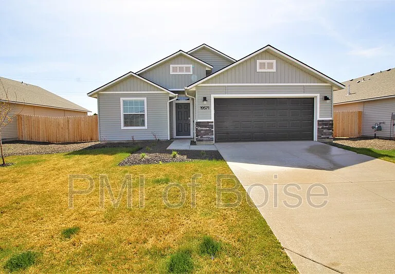 19571 Newhall Pl — Photo 1