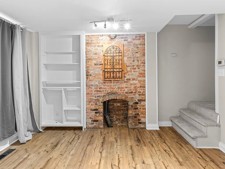 1369 City Park Ave — Photo 4