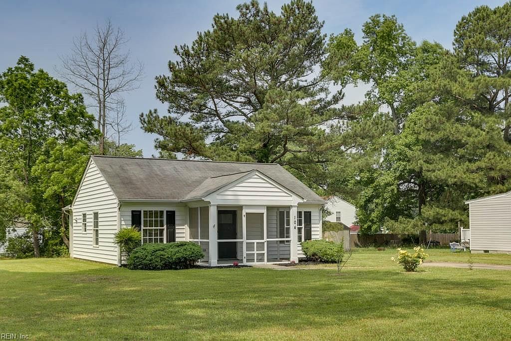 104 1st St, Yorktown, VA 23692 Zillow