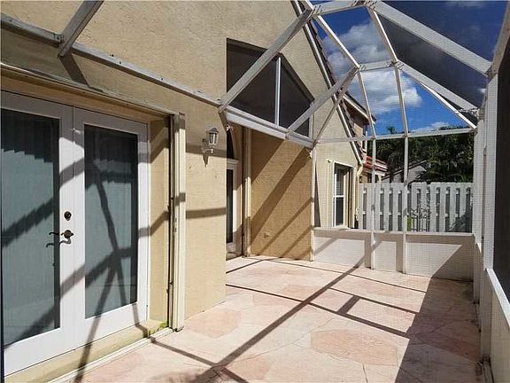 4th image of 18255 NW 21st St
