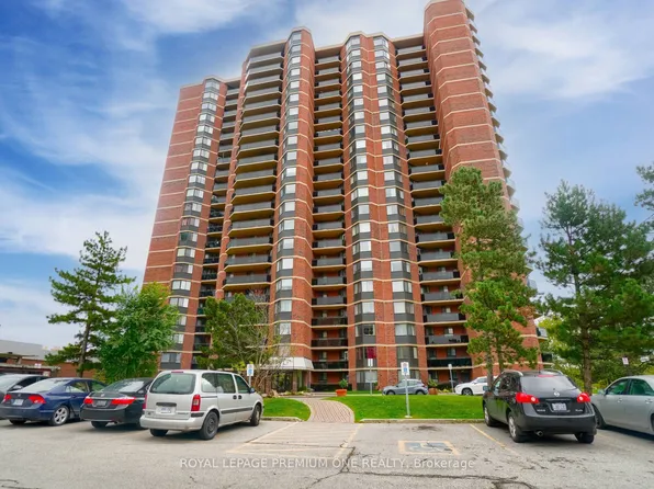 234 Albion Rd #2102, Toronto, ON M9W 6A5