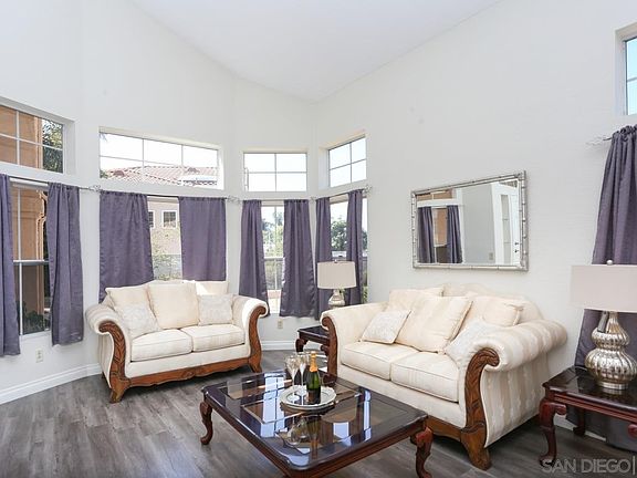 5th image of 5098 Caspian Dr