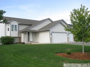 1227 Hidden Creek Blvd, Mayer, MN 55360