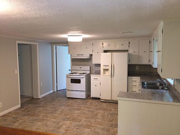 5th image of 6440 E 139th St