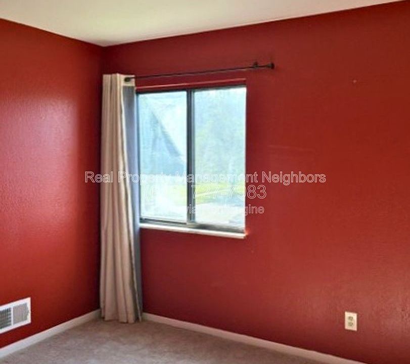 1st image of 4326 Norman Dr SE