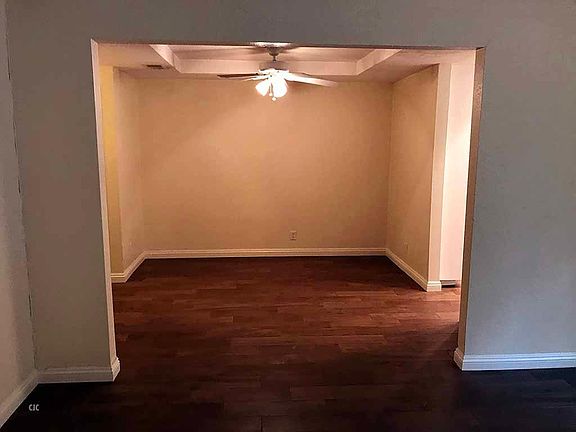 3rd image of 1648 Shady Brook Dr