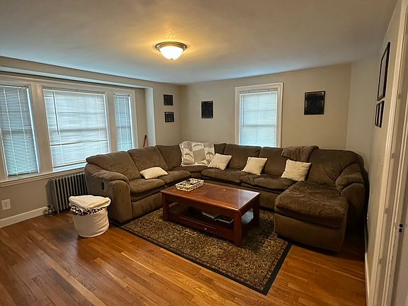 4th image of 7 East St APT 1