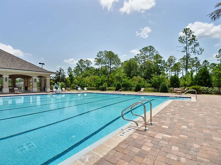 70305 Winding River Dr — Photo 37