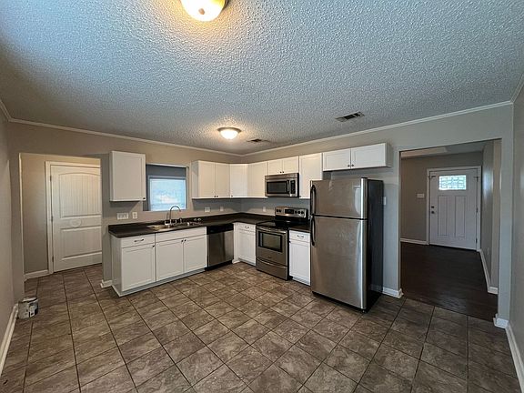 2nd image of 7391 Linda Lee Dr