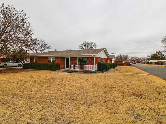 2nd image of 200 Crescent Dr