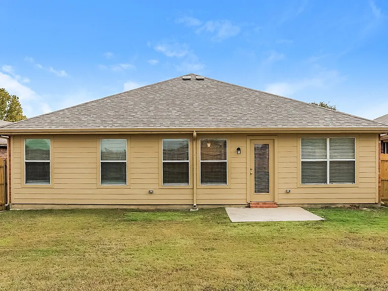 713 Cedar Cove Dr — Photo 16
