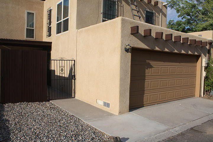2 Car Garage