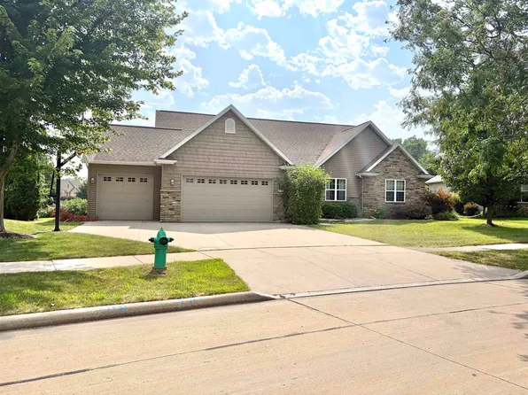 2701 E Glenhurst Ln, Appleton, WI 54913