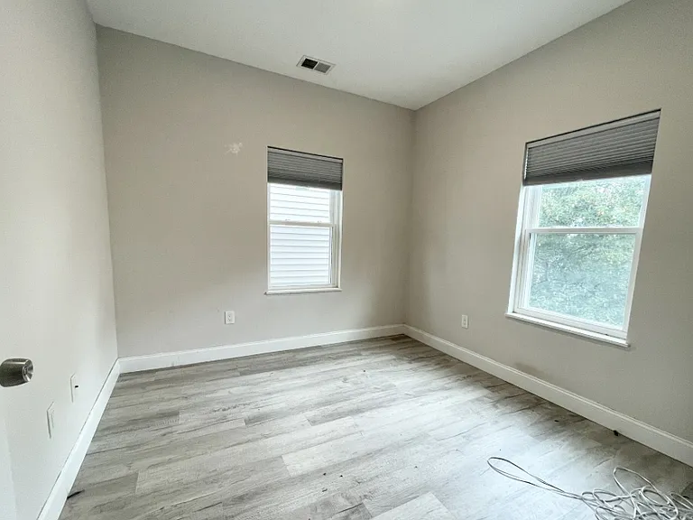 113 Hillside St #3 — Photo 4