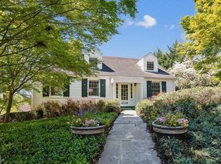 6500 Brookes Hill Ct, Bethesda, MD 20816