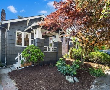 5330 9th Avenue NE, Seattle, WA, 98105