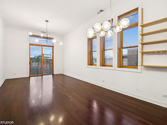 3rd image of 4755 N Washtenaw Ave APT 306