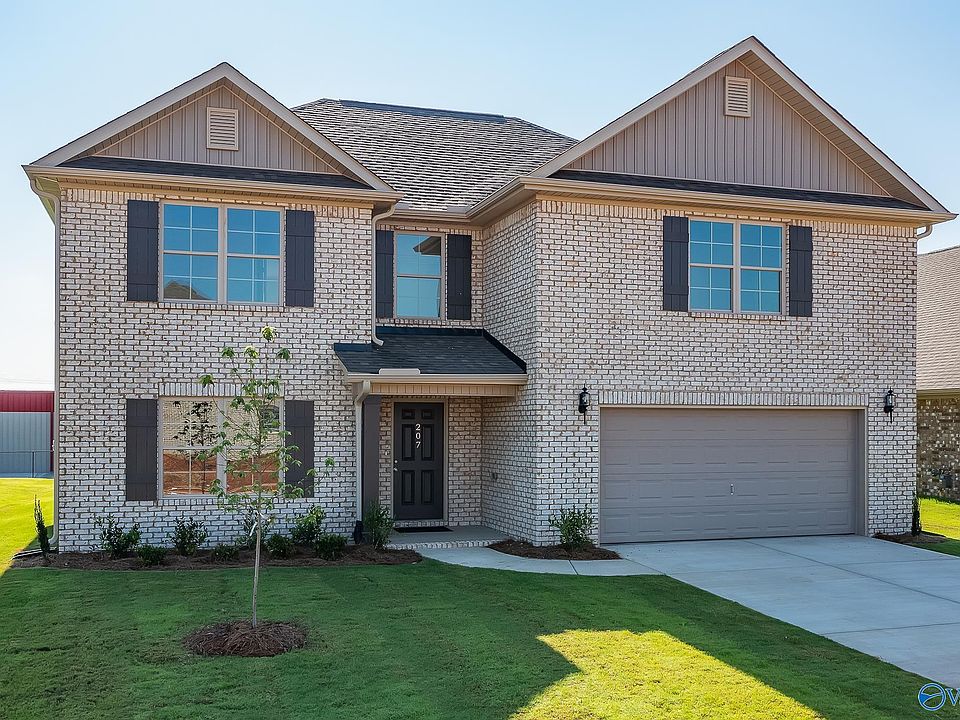 1st image of 207 Shubert Dr