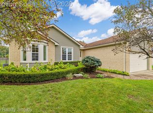 53204 Abraham Dr, Macomb, MI 48042
