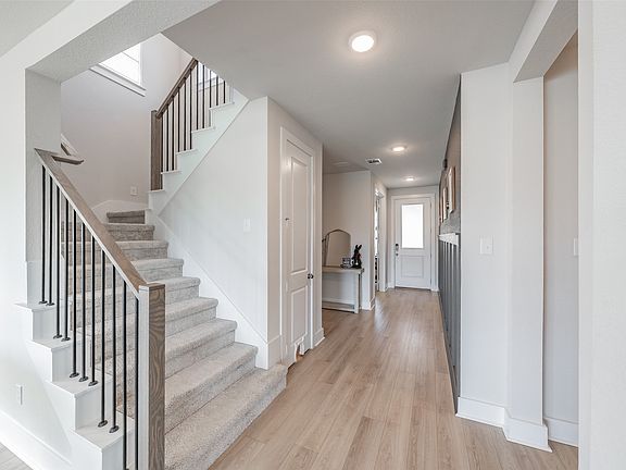 4th image of 741 Peaceful Ln