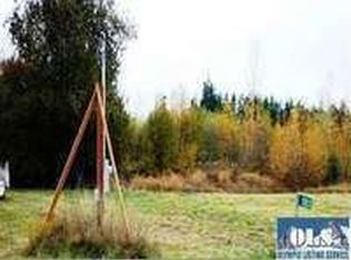 1811 W Courtney Rd, Port Angeles, WA 98363