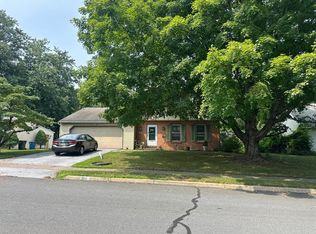 1110 Floribunda Ln, Mechanicsburg, PA 17055