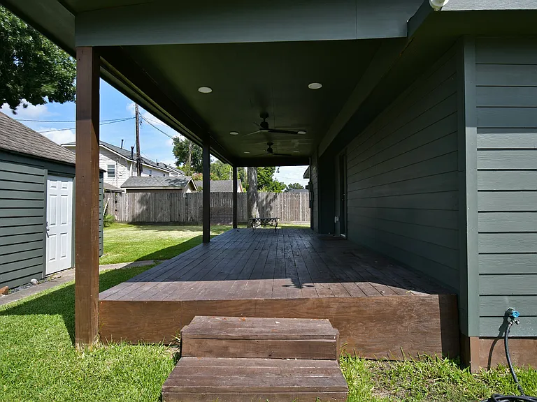 1403 Munger St #A — Photo 24