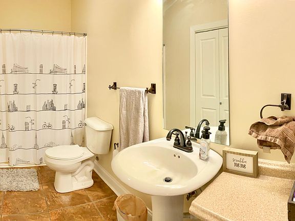3rd image of 502 Treyson Ln #502