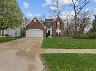 11378 Taylor Pines Dr, Maryland Heights, MO