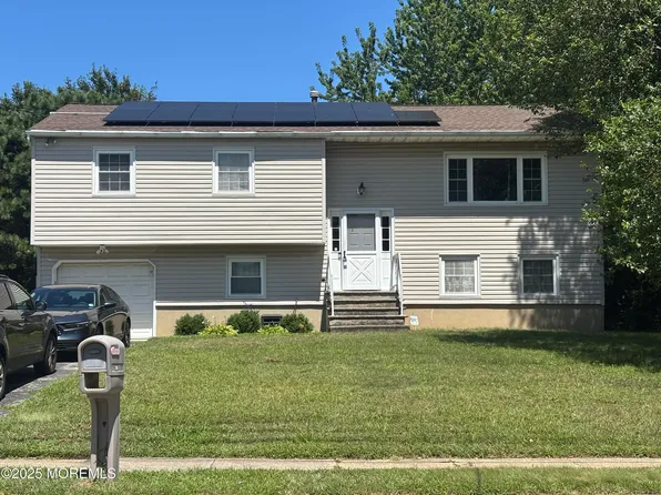 394 Dallas Drive, Toms River, NJ 08753