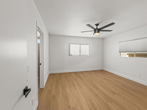 4th image of 4559 1/2 Alabama St
