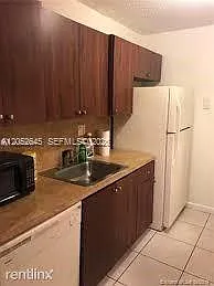 Magnolia Lane Condo — Photo 4