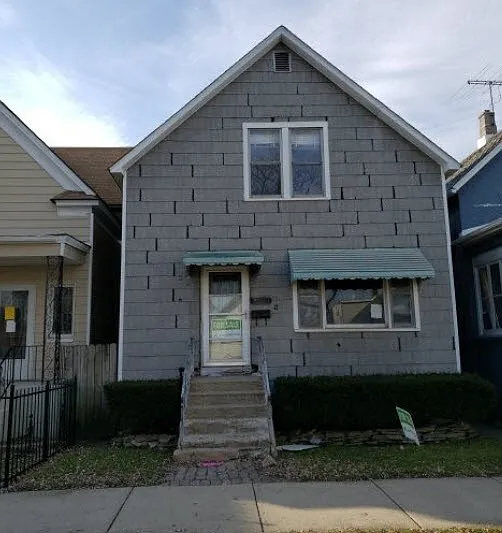 13426 S Burley Ave photo 1