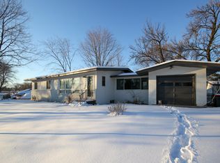 1211 Skillman Ave E, Maplewood, MN 55109