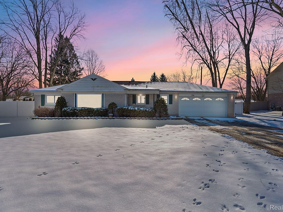 1st image of 756 Troywood Dr