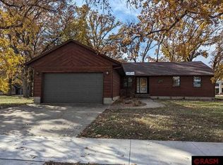 135 6th St NW, Winnebago, MN 56098