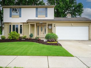 51784 Julies Dr, Chesterfield, MI 48047