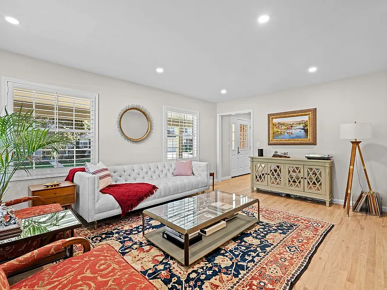 7030 Magnolia Cir — Photo 10