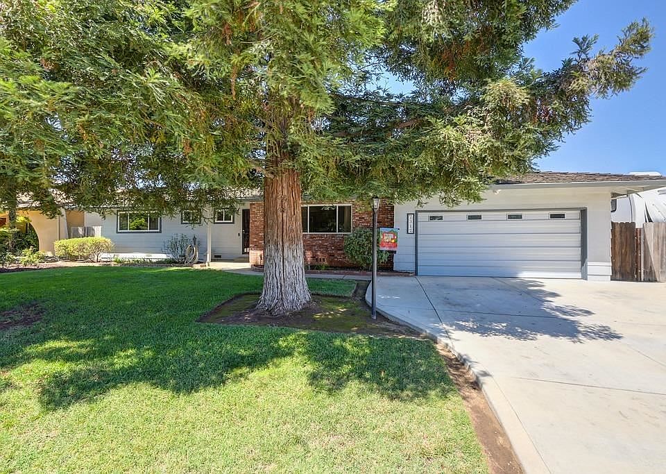 1st image of 2317 W La Loma Dr