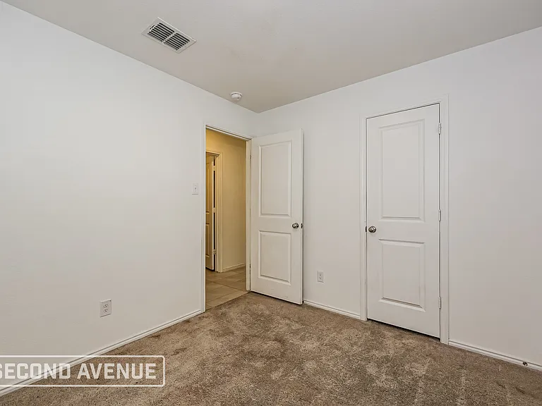 8732 Texas Risinger Dr — Photo 17