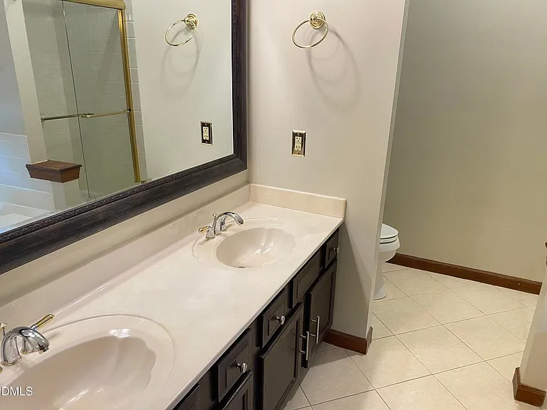 5 Trump Ct — Photo 10