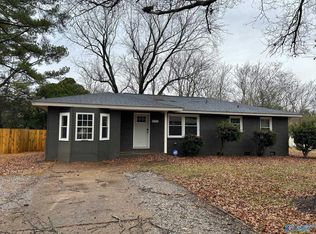 3721 Broadmor Rd NW, Huntsville, AL 35810