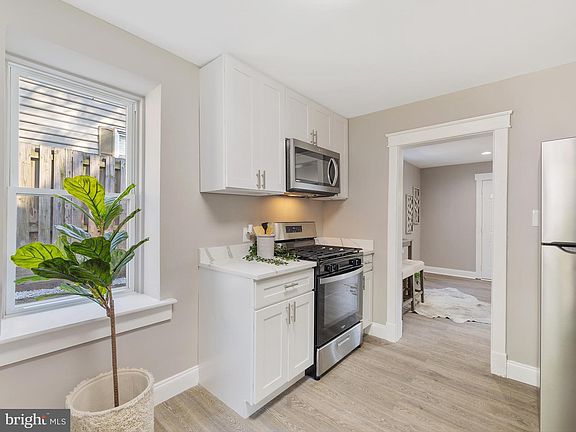 5th image of 6105 Downs Ave