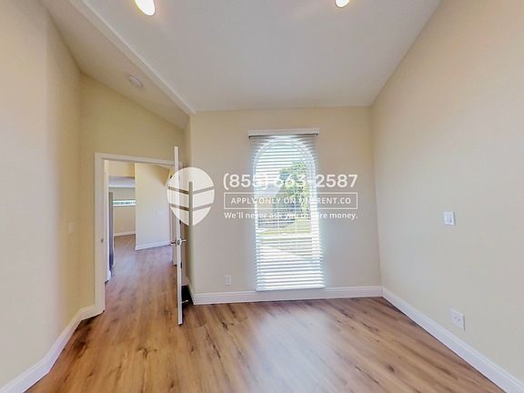 2nd image of 463 Shawnee Ln #2