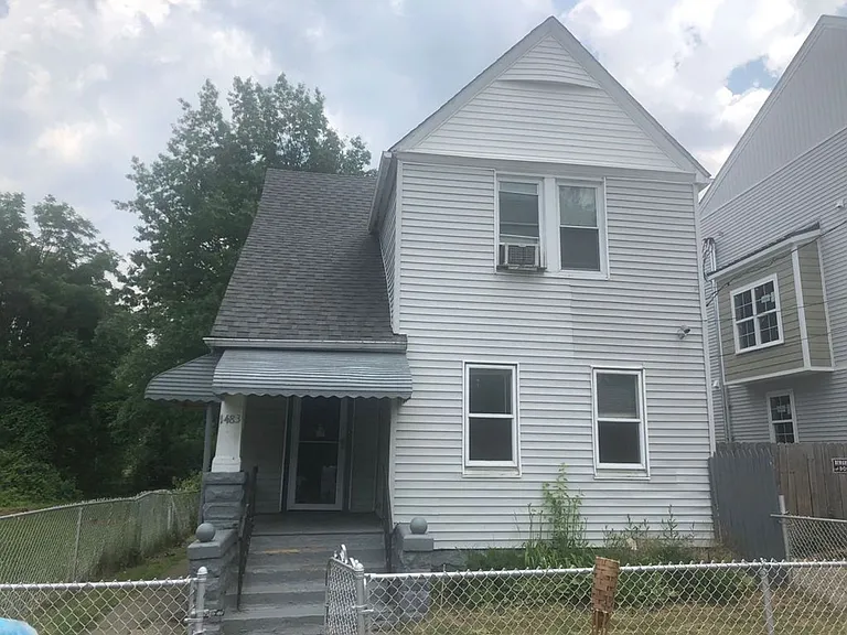 1483 E 120th St — Photo 13