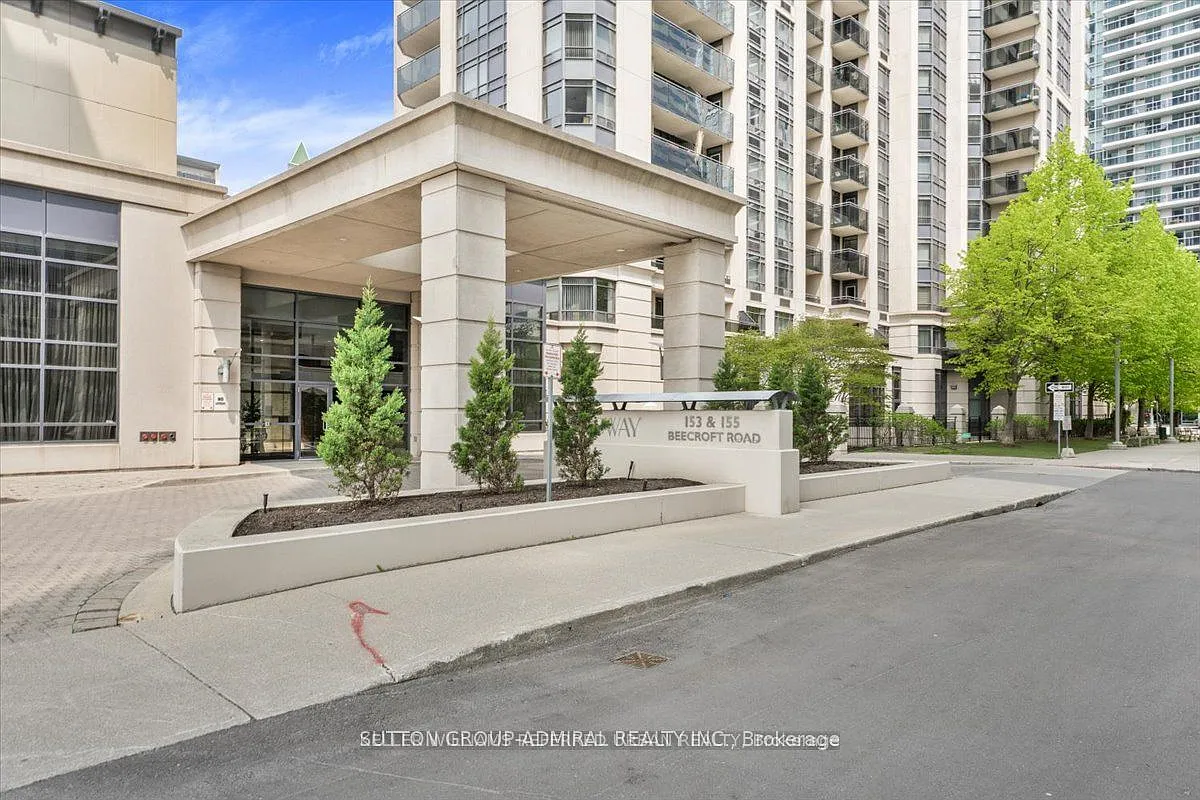 Building Photo - 153 Beecroft Rd #2112
