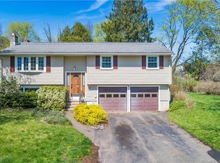 17 Kenwood Rd, Meriden, CT 06450